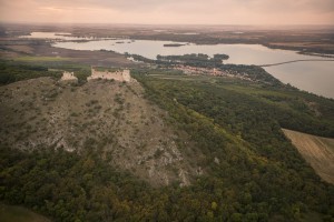 zřícenina hradu děvičky