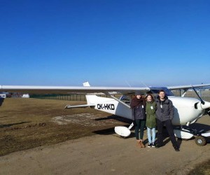 Posádka na letišti Tuřany