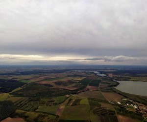 vyglidkovy let k vyroci svatby nad Palavu 